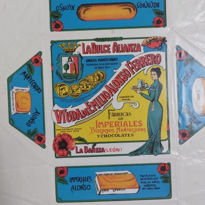 Reproducción de envoltorio de caja de dulces. Siglo XX La Dulce Alianza. Viuda de Emilio Alonso Ferrero . La Bañeza León